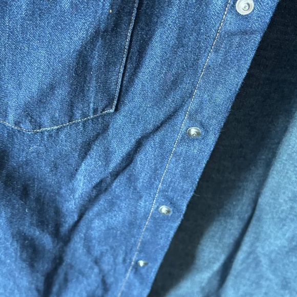 Men’s Levi’s shirt - Picture 3 of 4